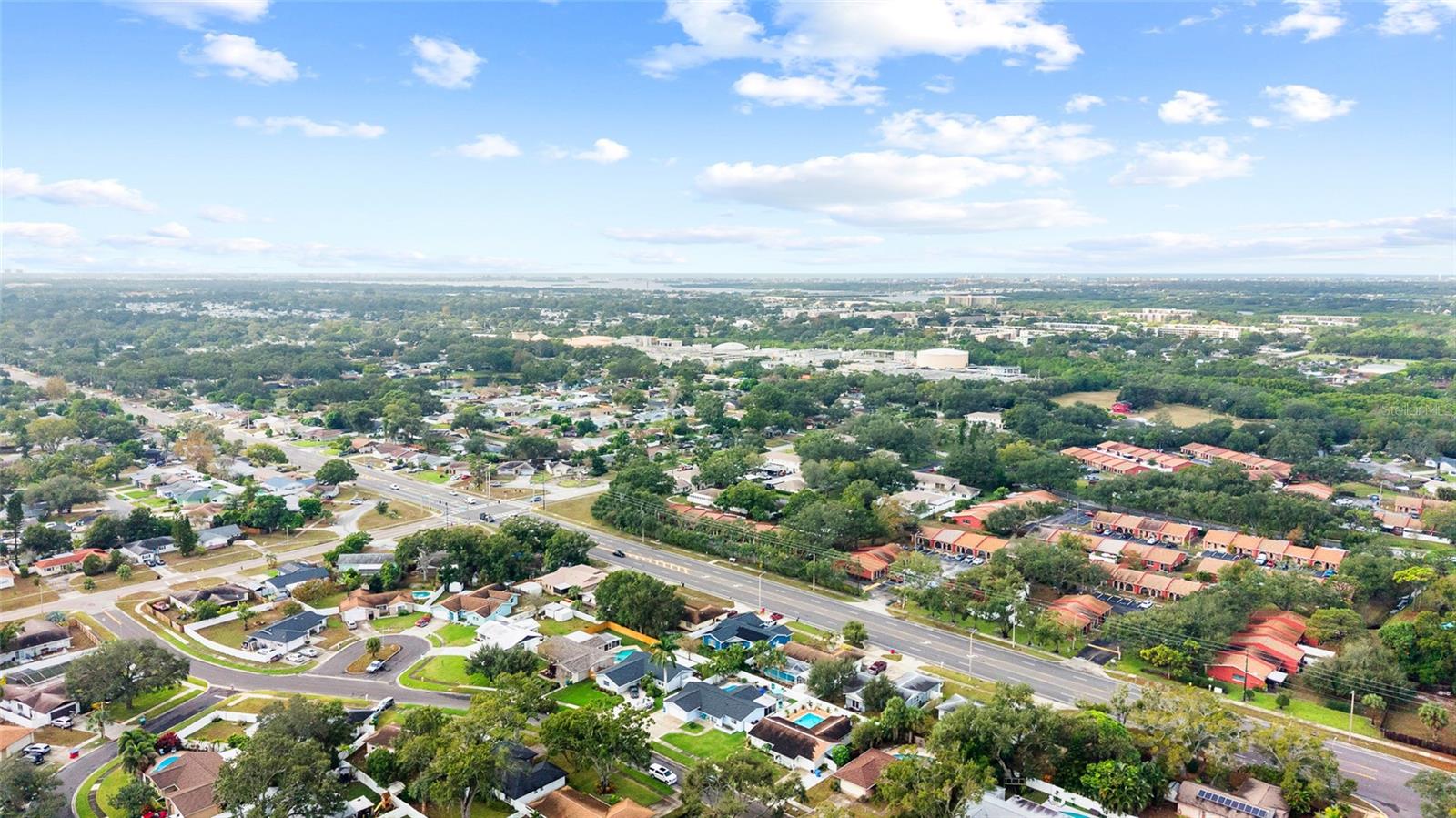 BONNIE BAY UNIT THREE PH ONE - Residential