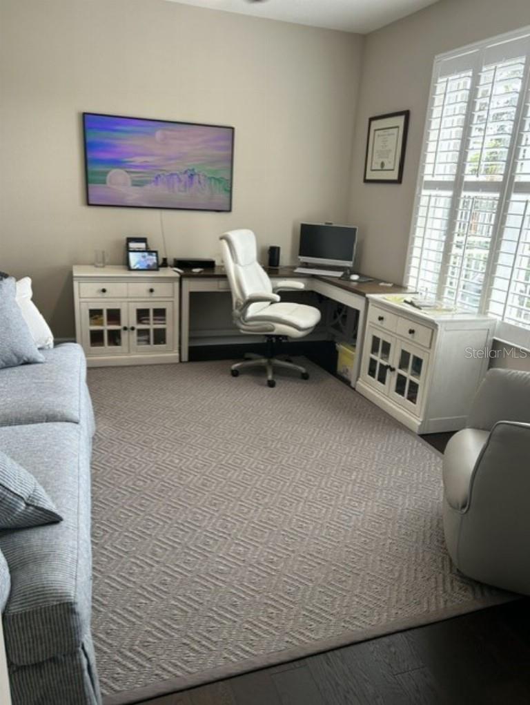 GRANDE OAKS AT HEATHROW - Residential