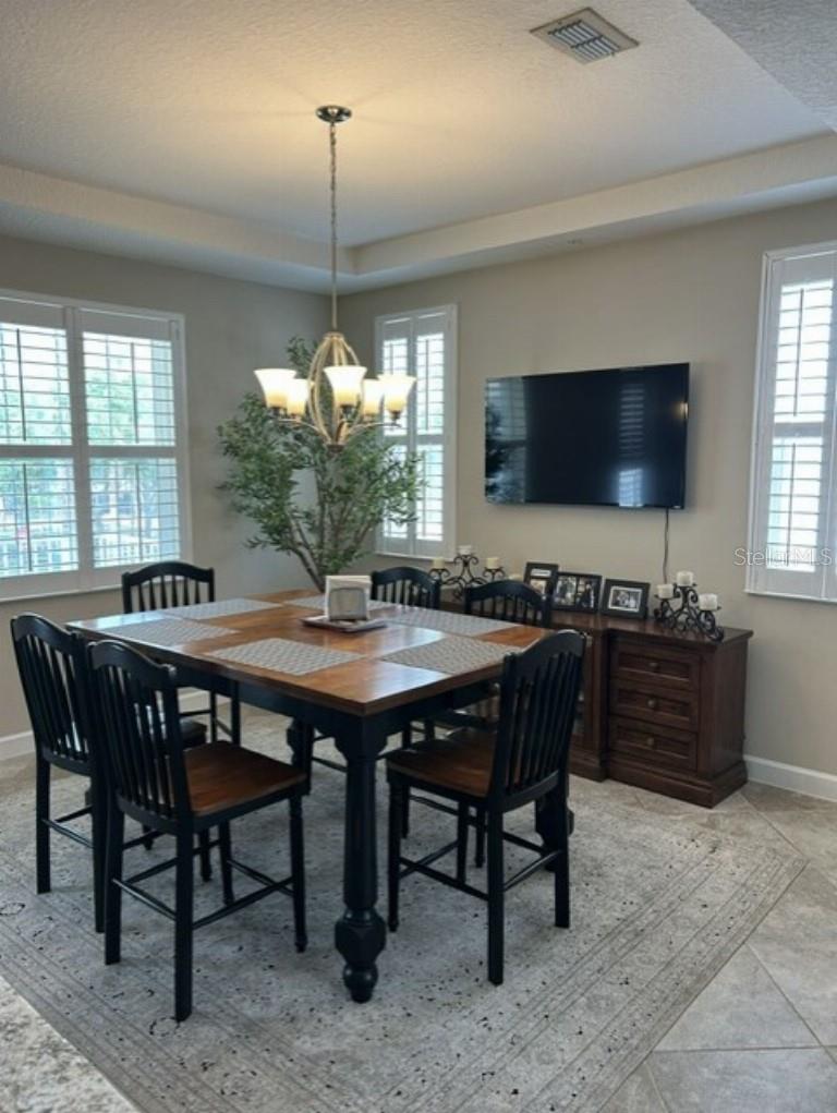 GRANDE OAKS AT HEATHROW - Residential