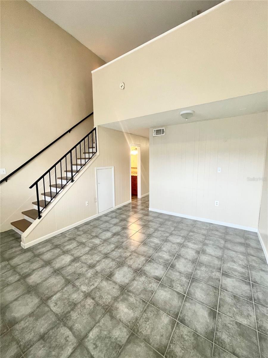 VILLAGE CONDO - Residential Lease