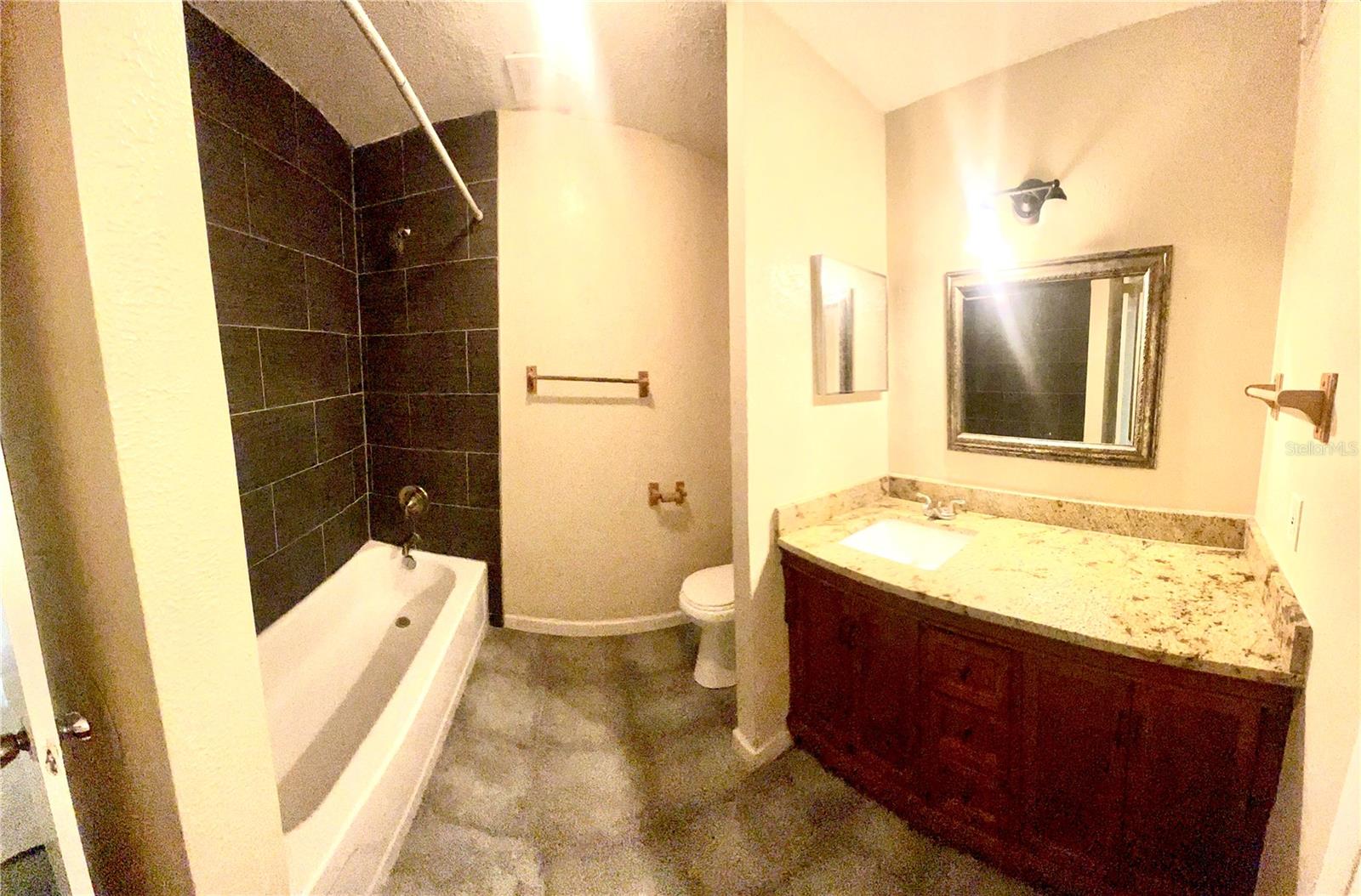 VILLAGE CONDO - Residential Lease