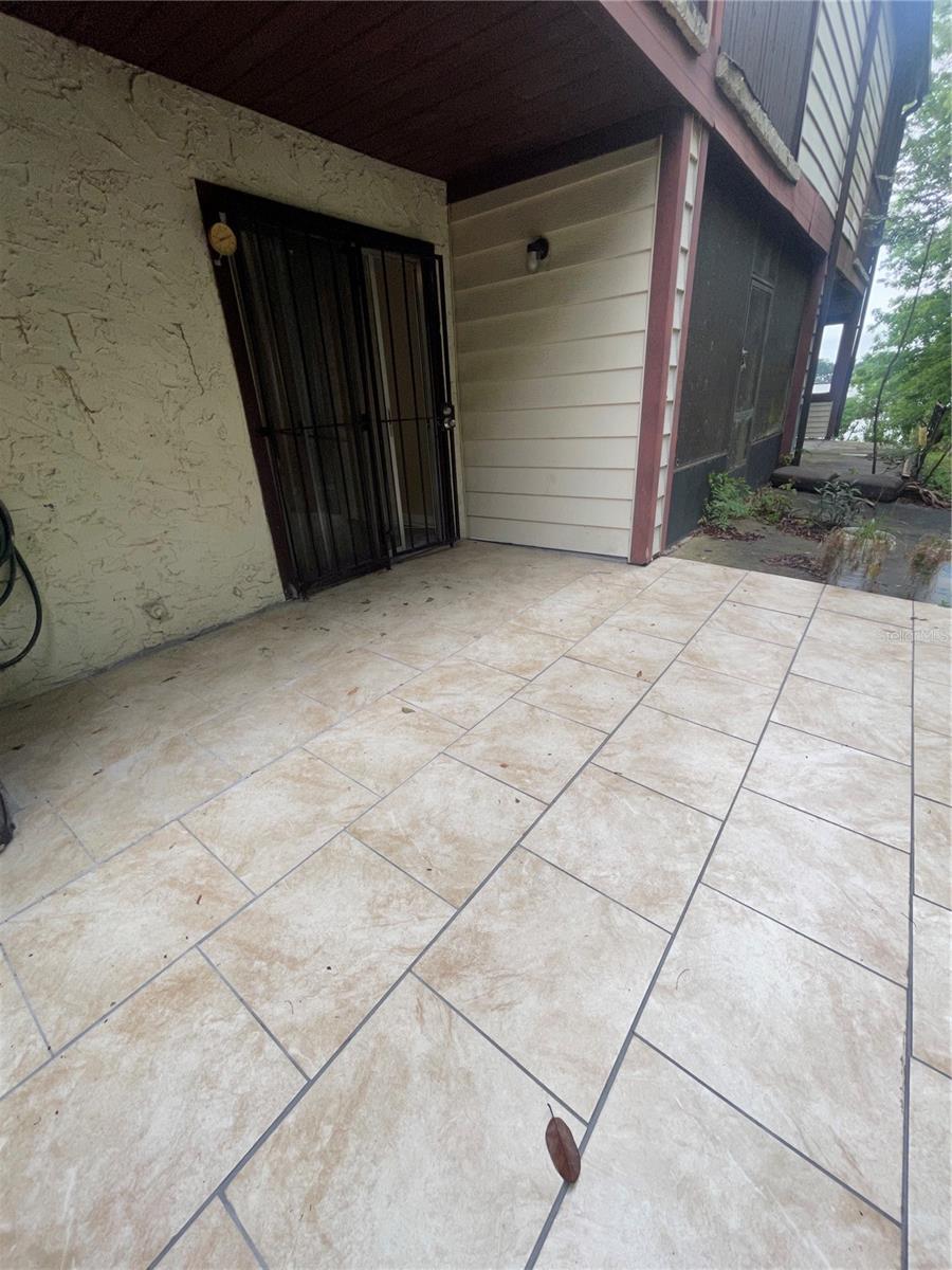 VILLAGE CONDO - Residential Lease