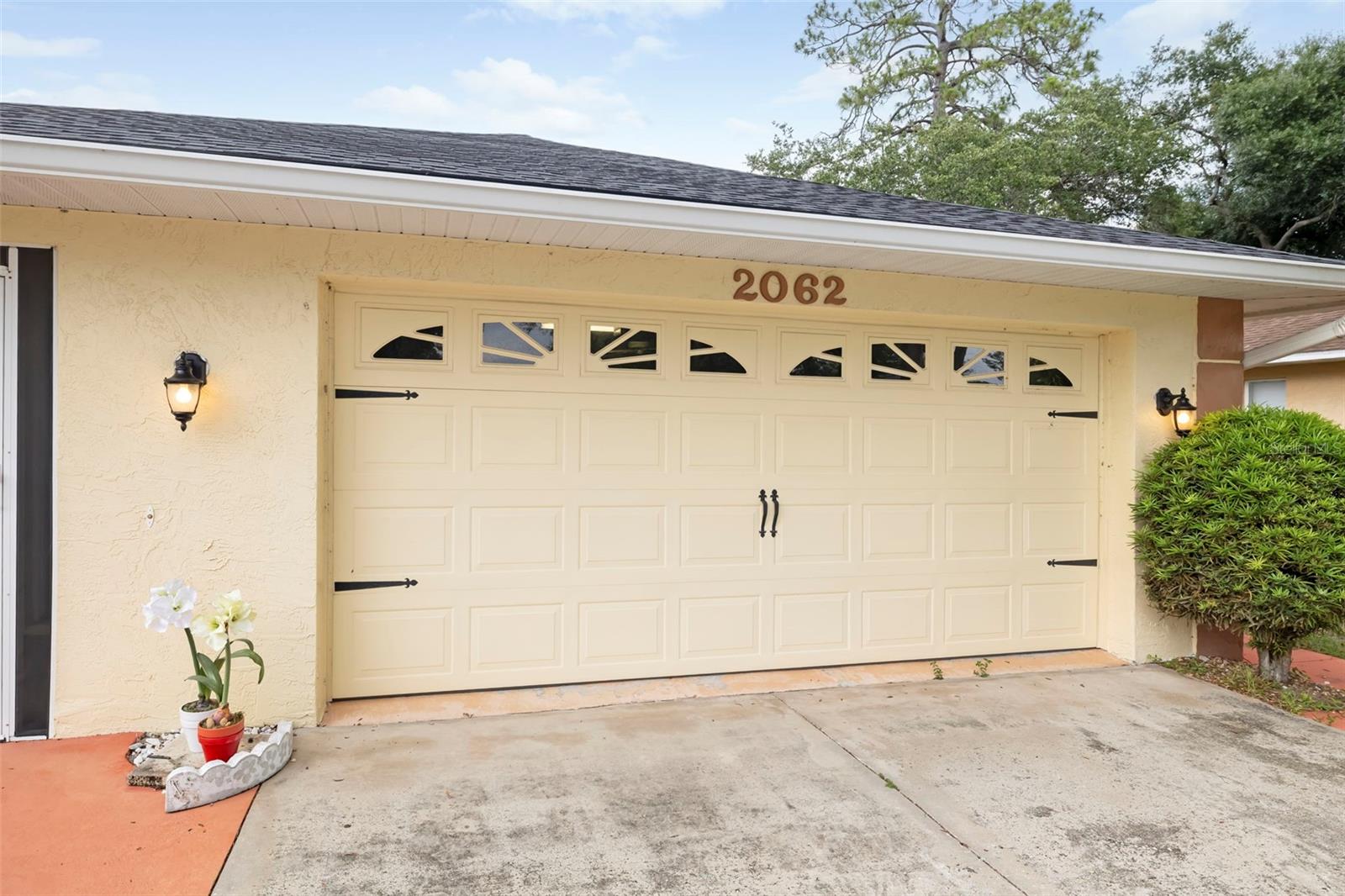 ARBOR TRACE - Residential