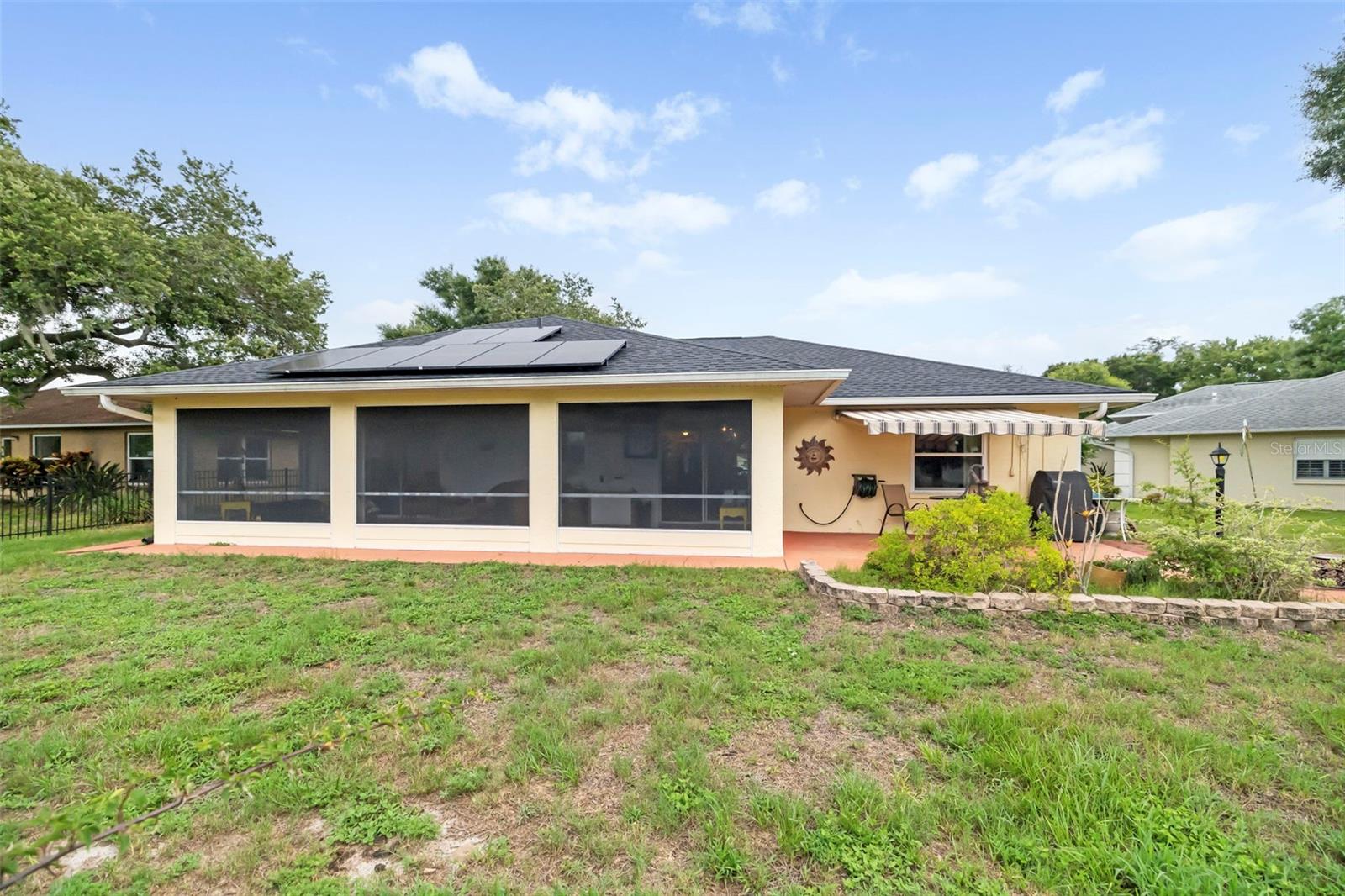 ARBOR TRACE - Residential