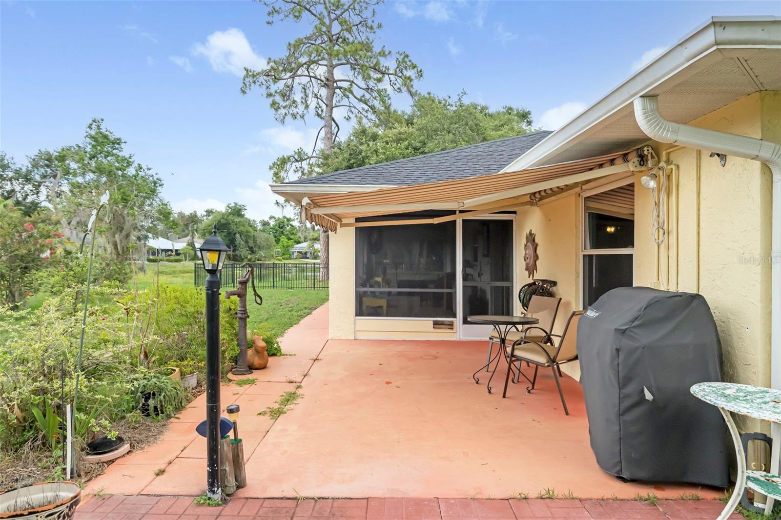 ARBOR TRACE - Residential