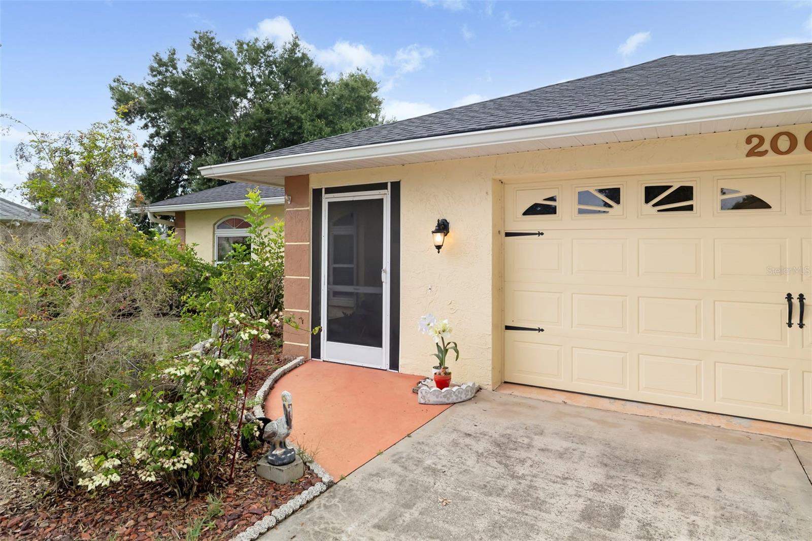 ARBOR TRACE - Residential