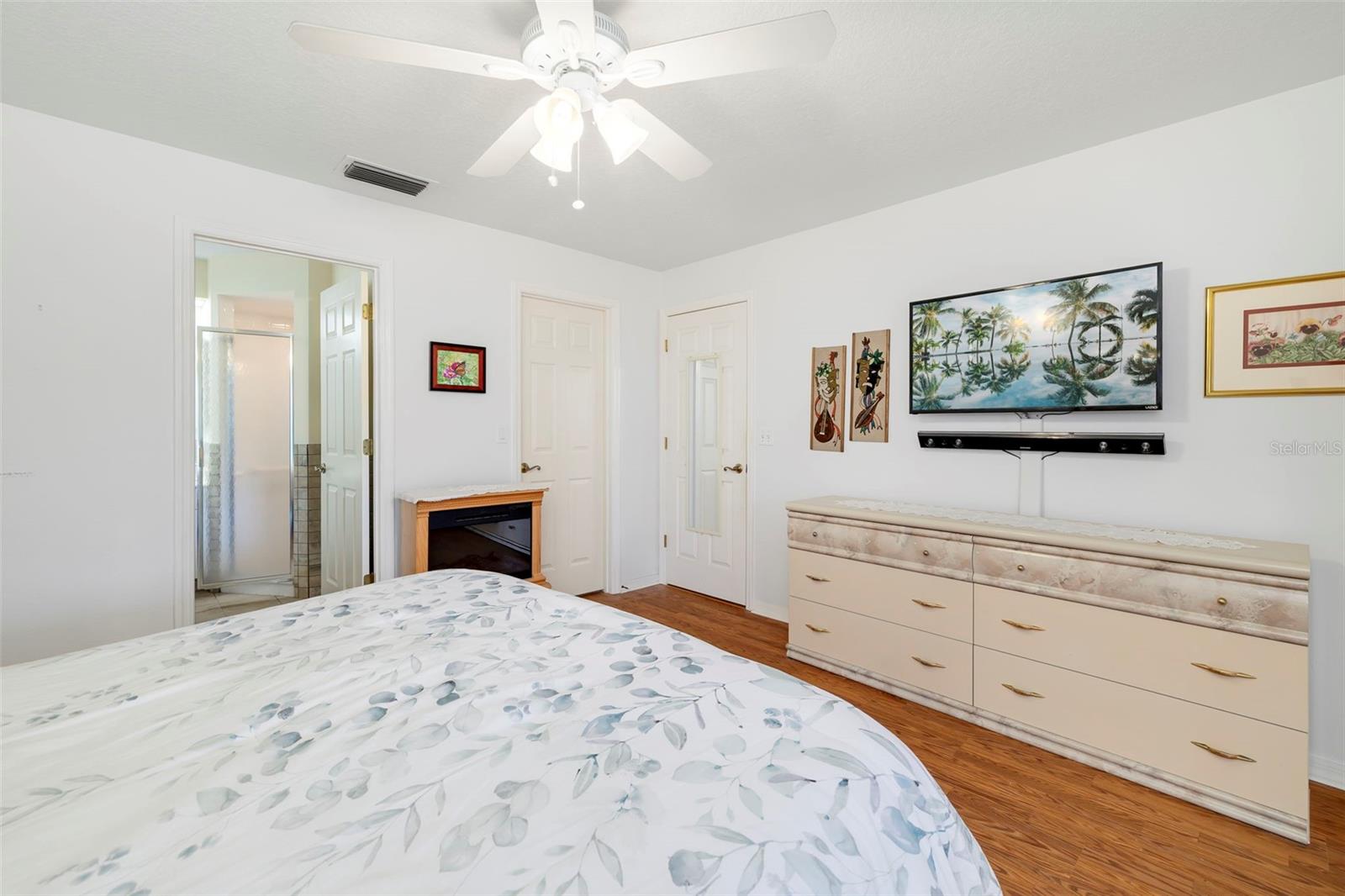 ARBOR TRACE - Residential