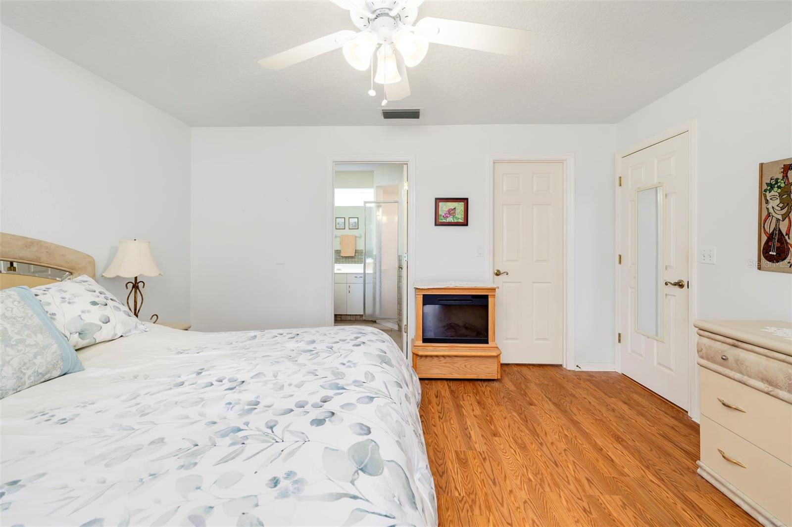 ARBOR TRACE - Residential