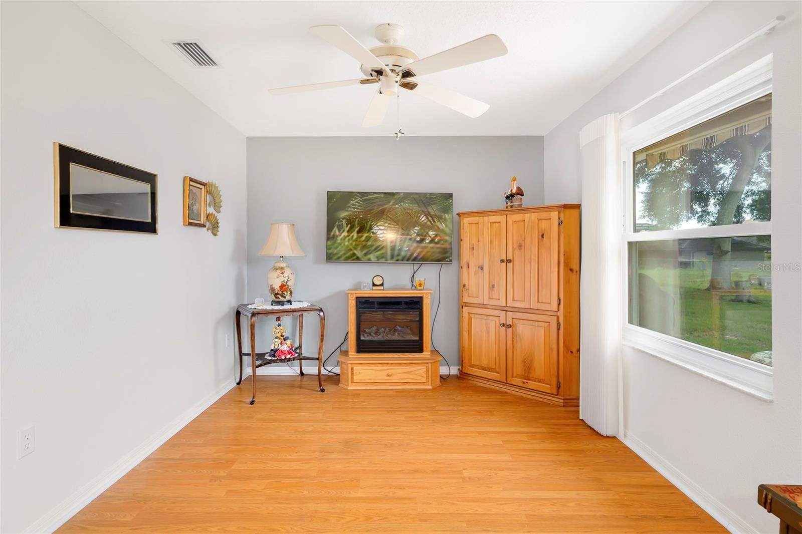 ARBOR TRACE - Residential