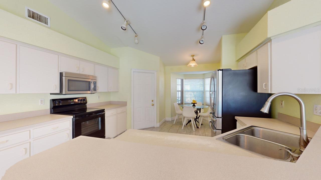WEDGEWOOD GOLF & COUNTRY CLUB PH 01 - Residential