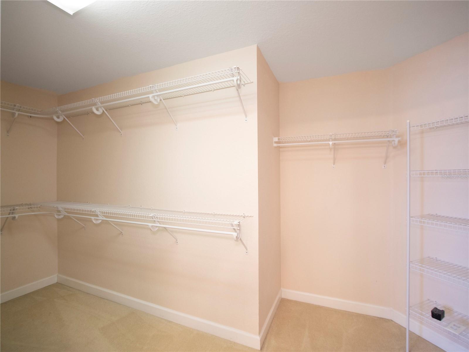 SUMMERBROOKE - Residential