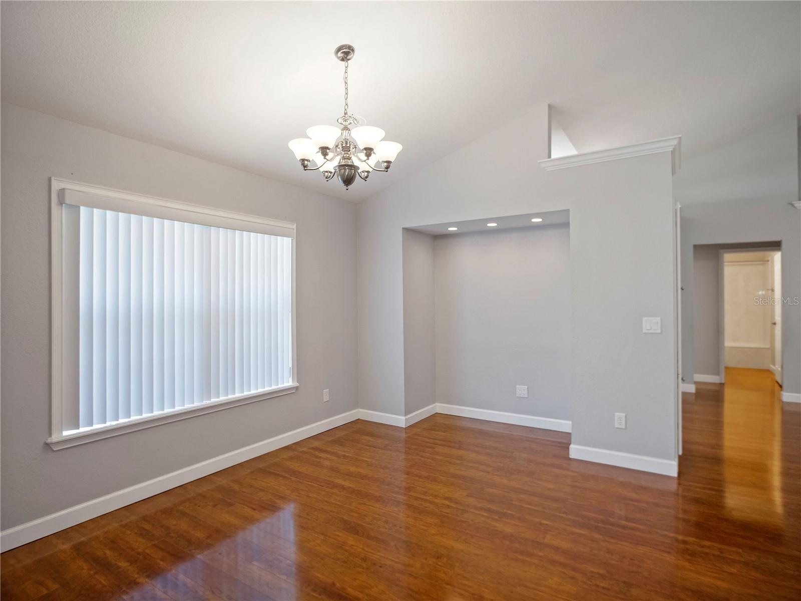 SUMMERBROOKE - Residential