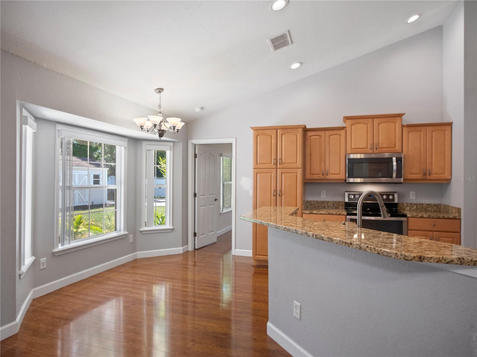 SUMMERBROOKE - Residential
