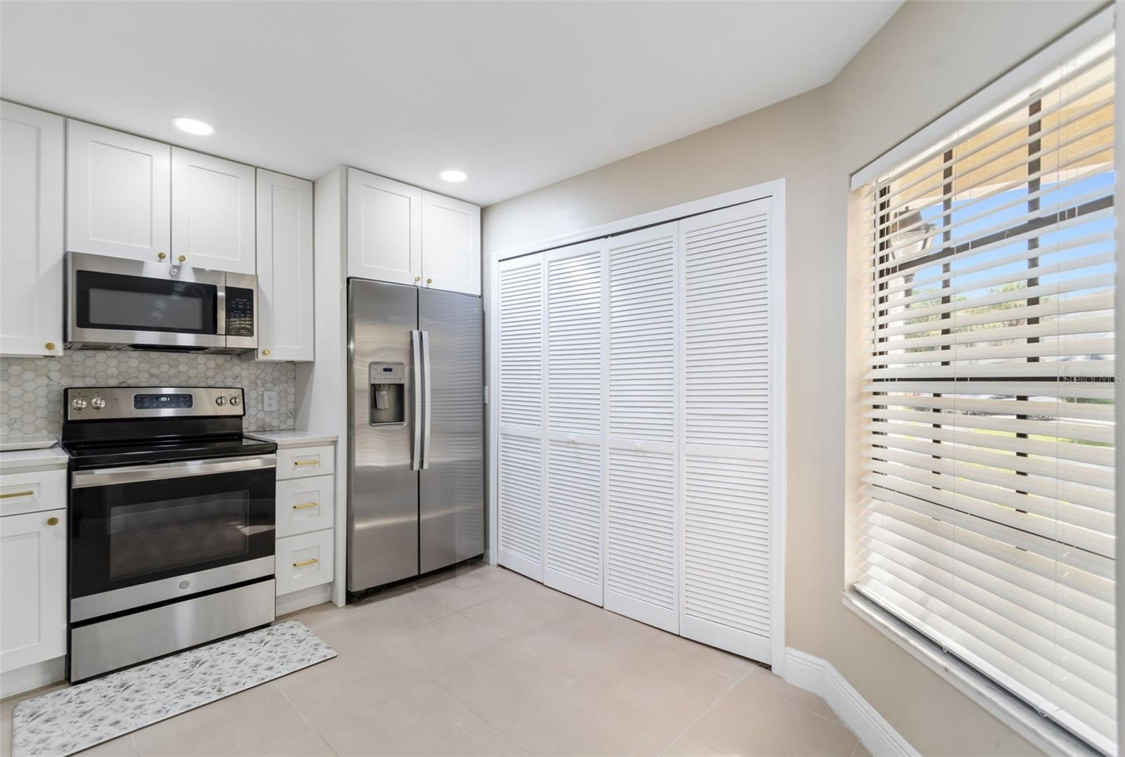FAIRCREST - Residential