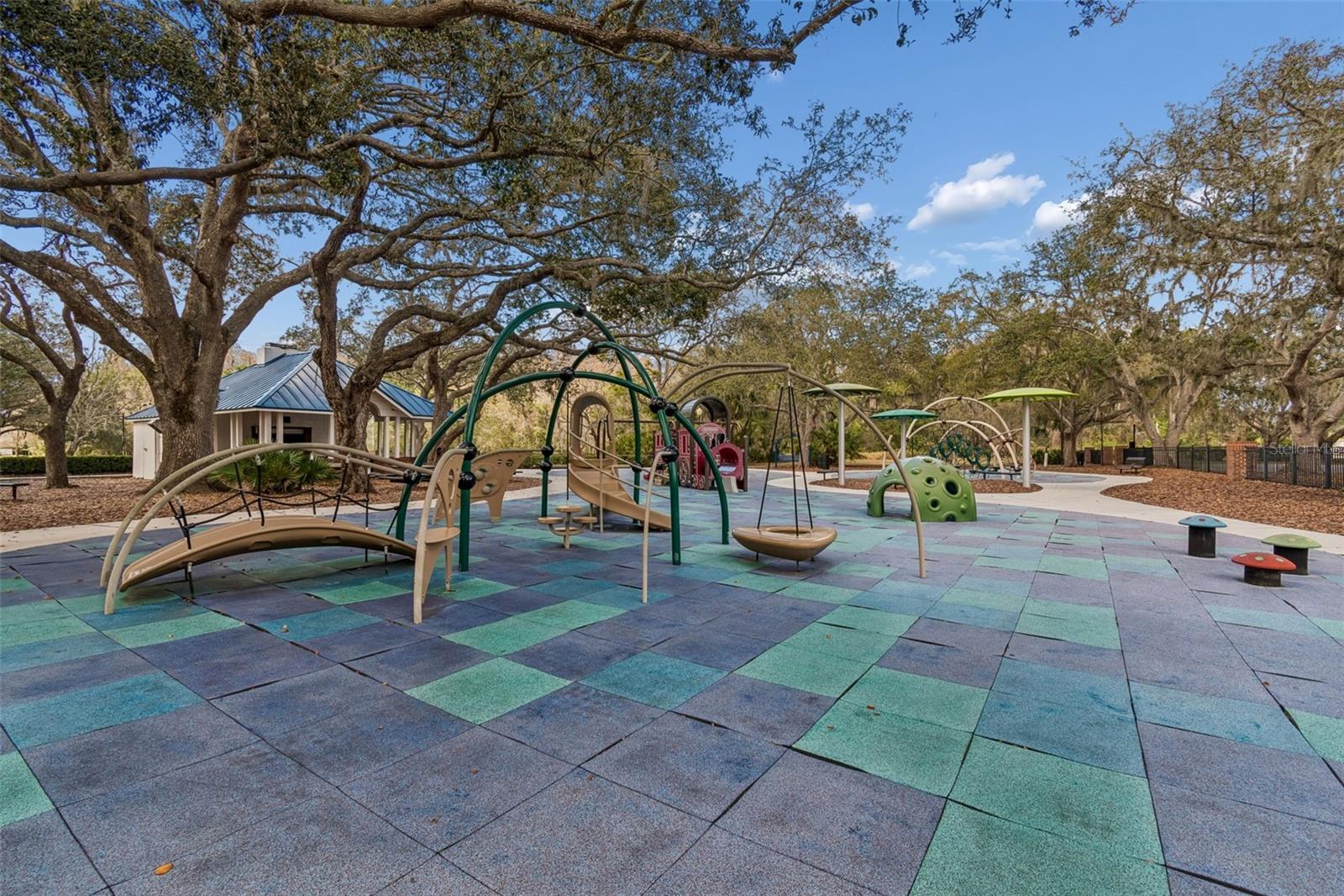 FAIRCREST - Residential
