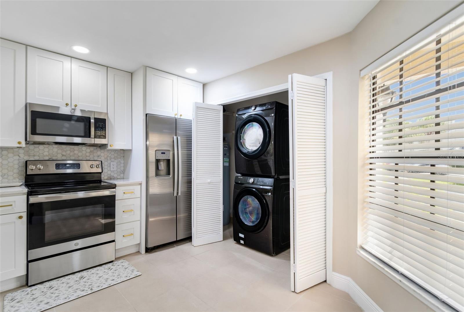 FAIRCREST - Residential