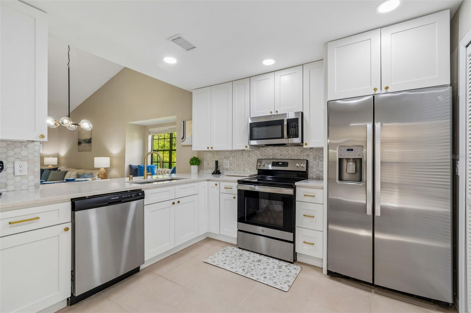 FAIRCREST - Residential