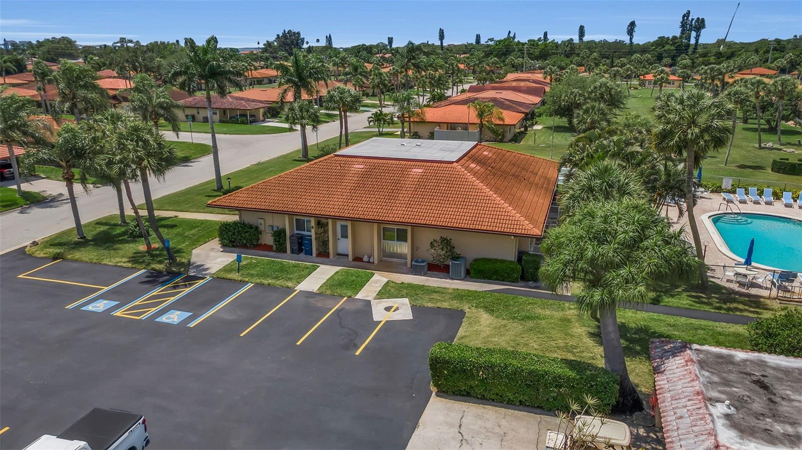 CAMBRIDGE VILLAGE - Residential