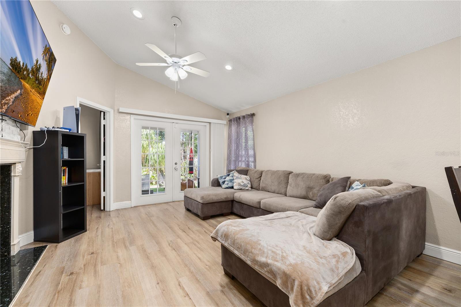 SOUTHRIDGE - Residential Lease