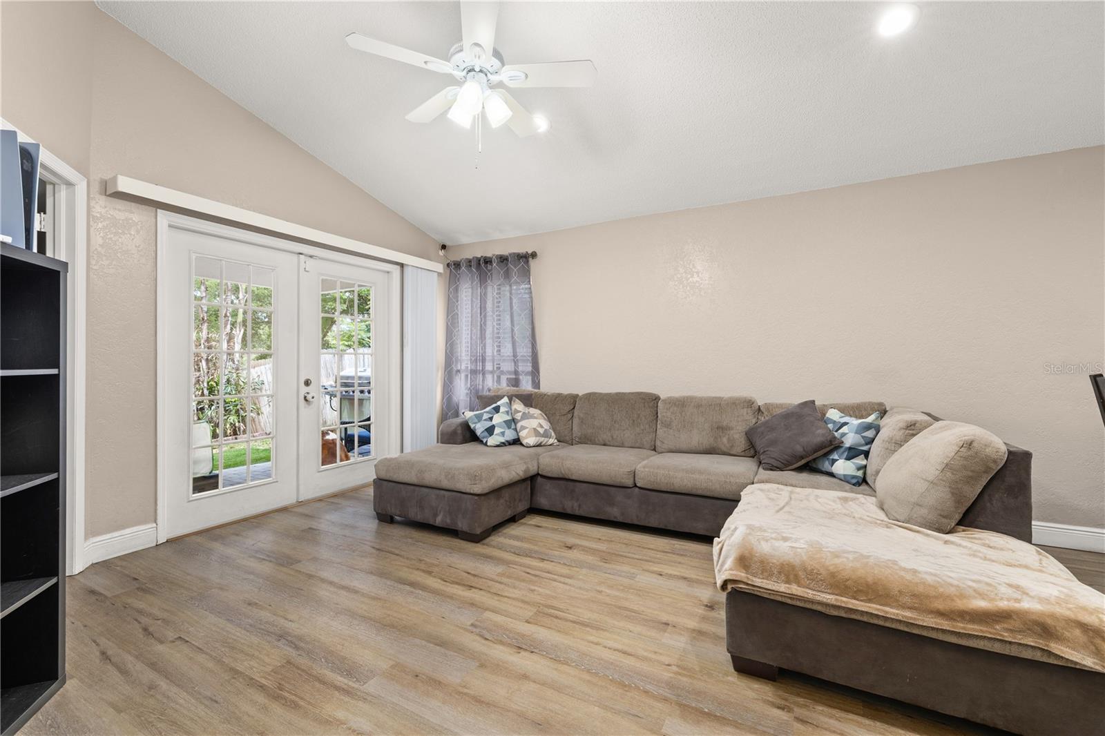 SOUTHRIDGE - Residential Lease