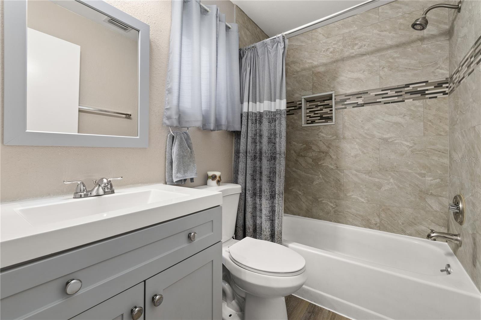 SOUTHRIDGE - Residential Lease