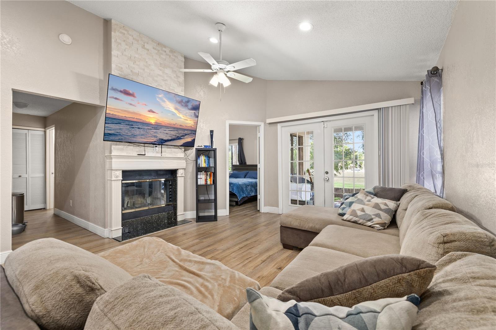 SOUTHRIDGE - Residential Lease
