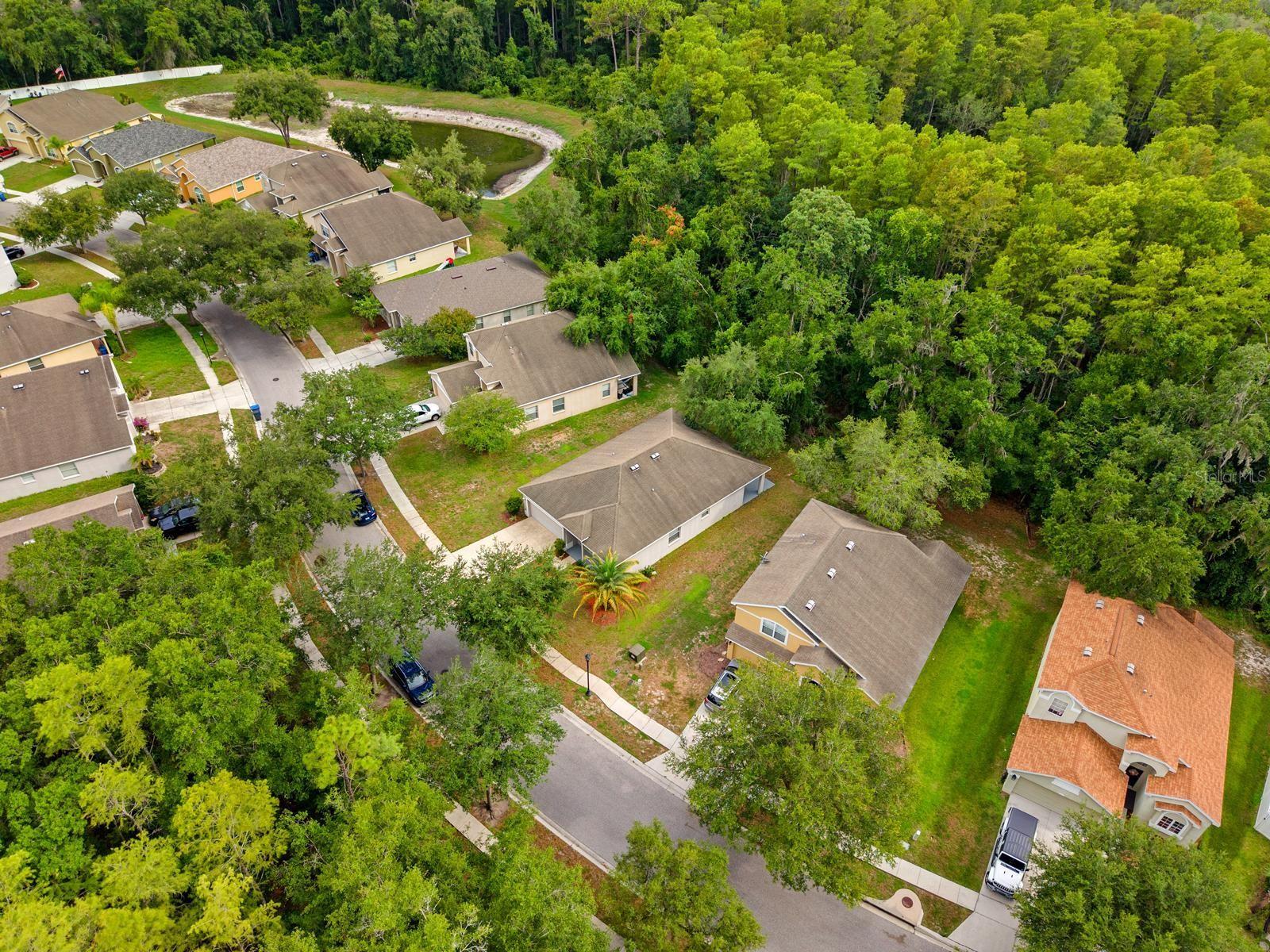COLONY LAKES - Residential