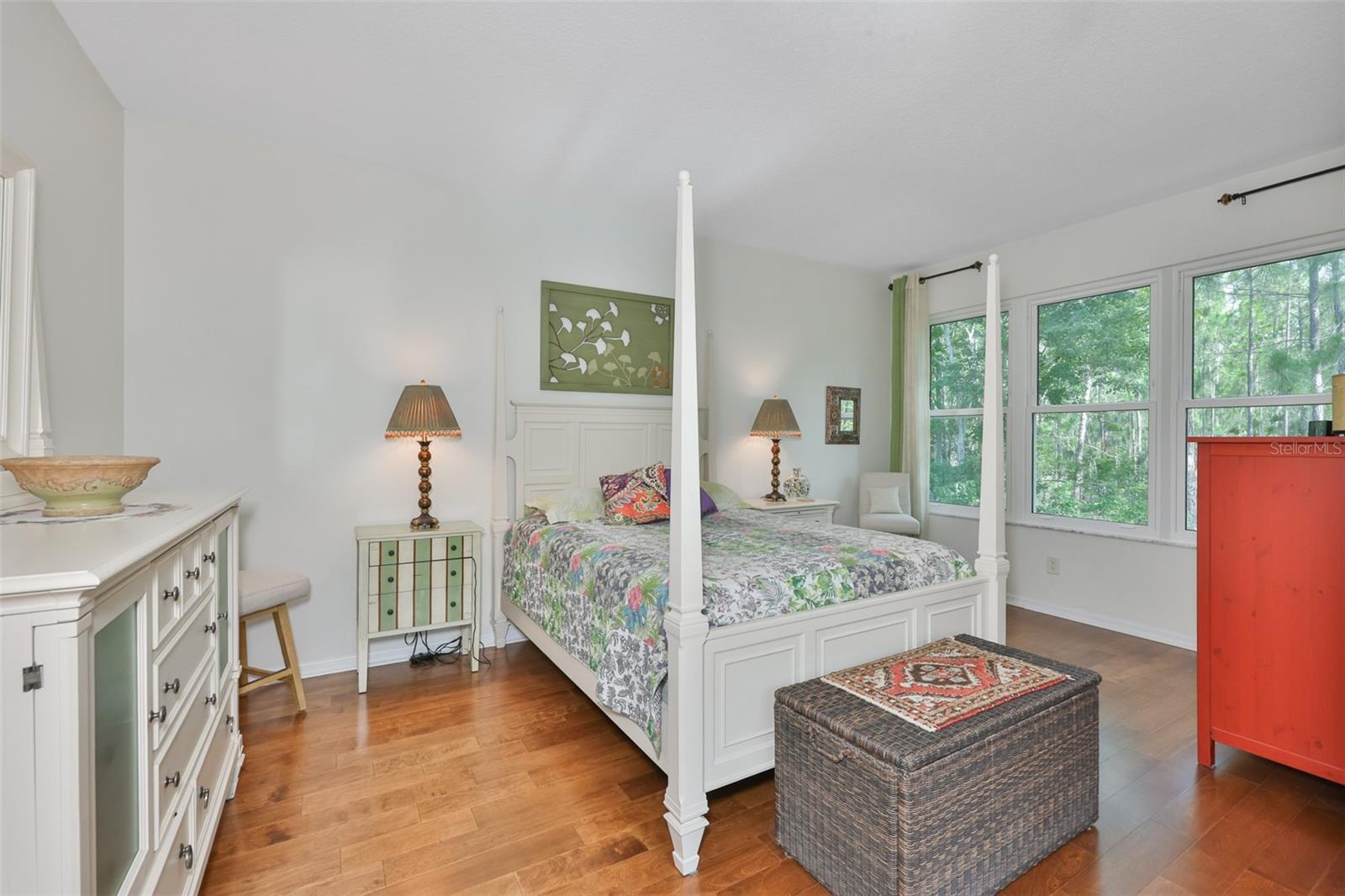 SOUTH HAMPTON - Residential