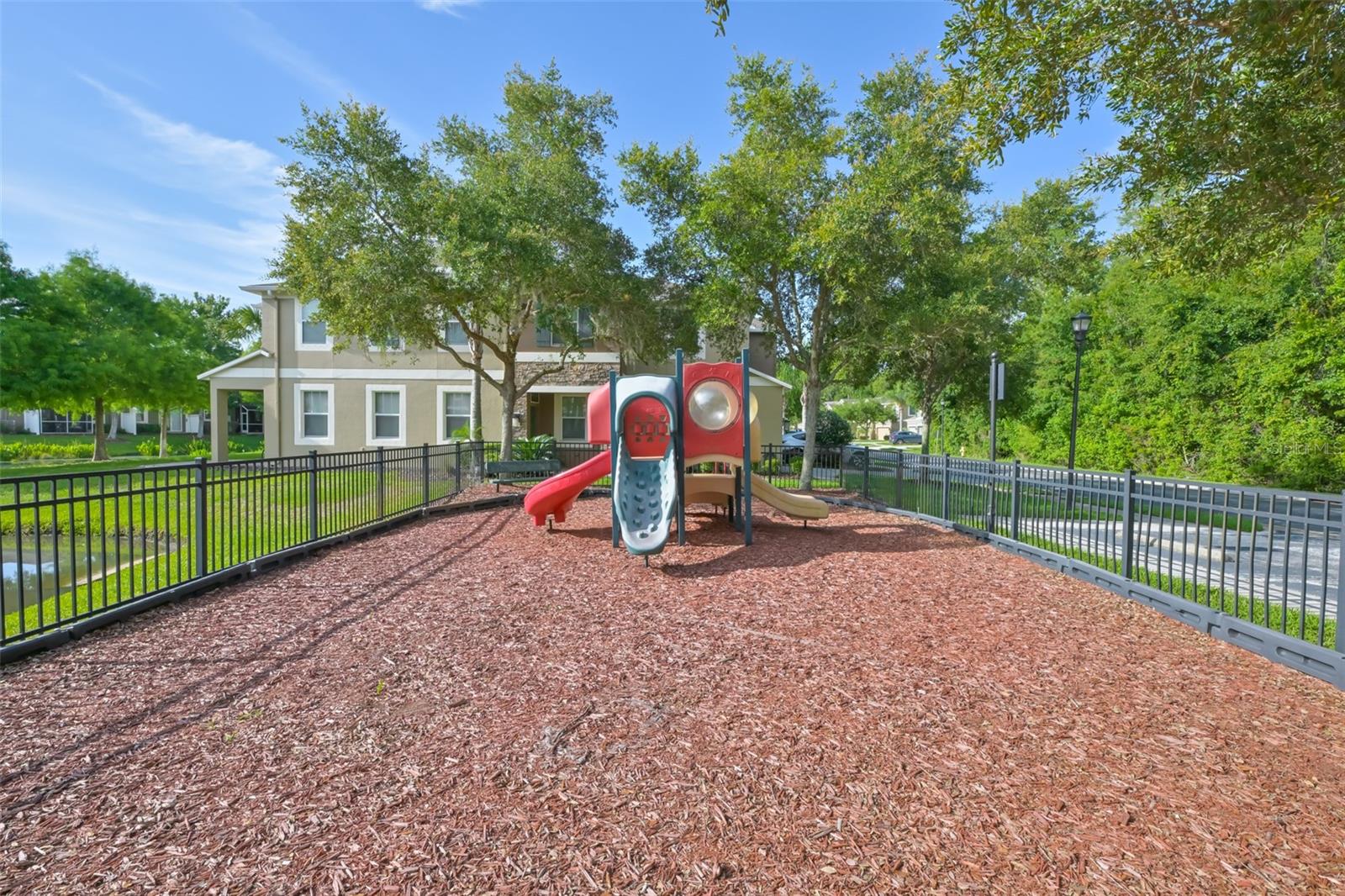 SOUTH HAMPTON - Residential
