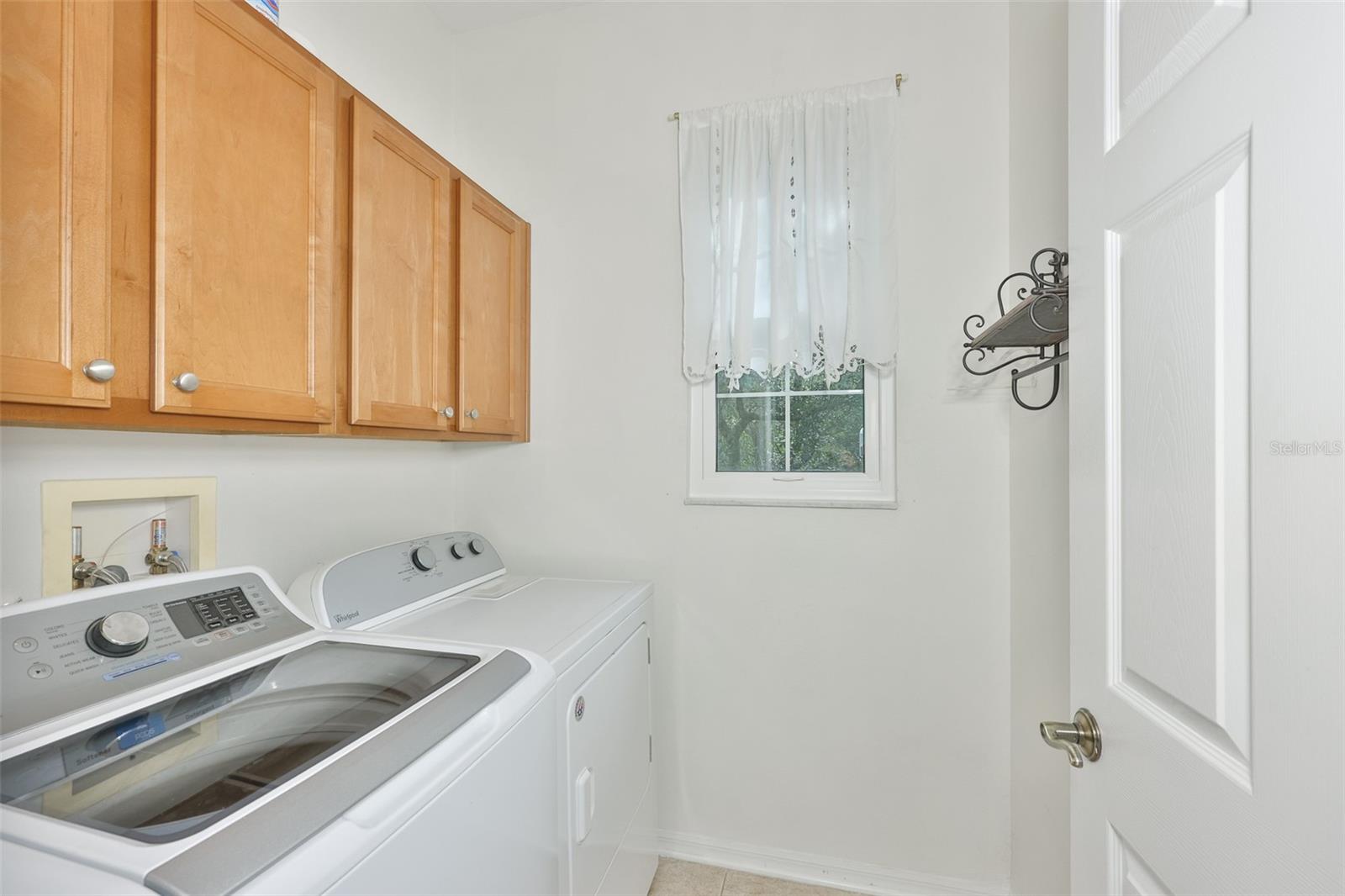 SOUTH HAMPTON - Residential