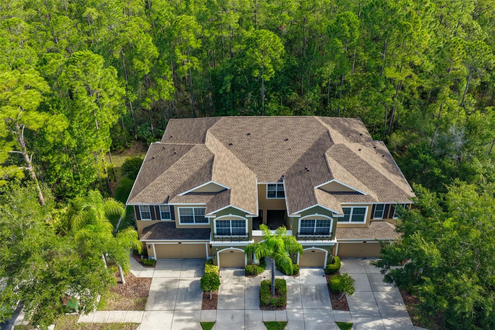 SOUTH HAMPTON - Residential