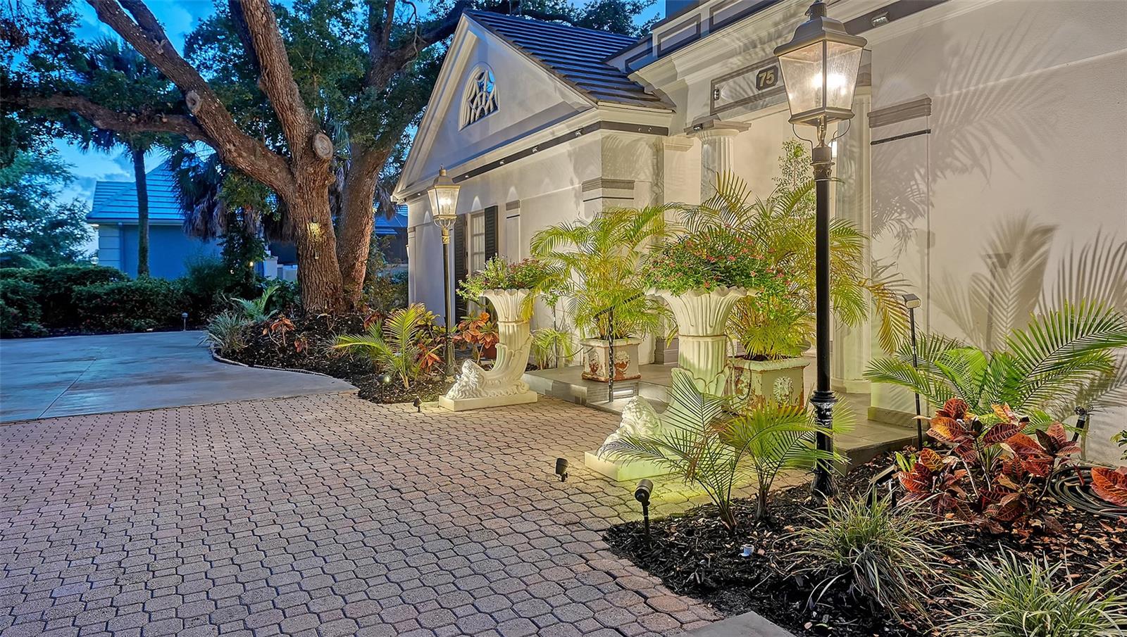 OAKS - Residential