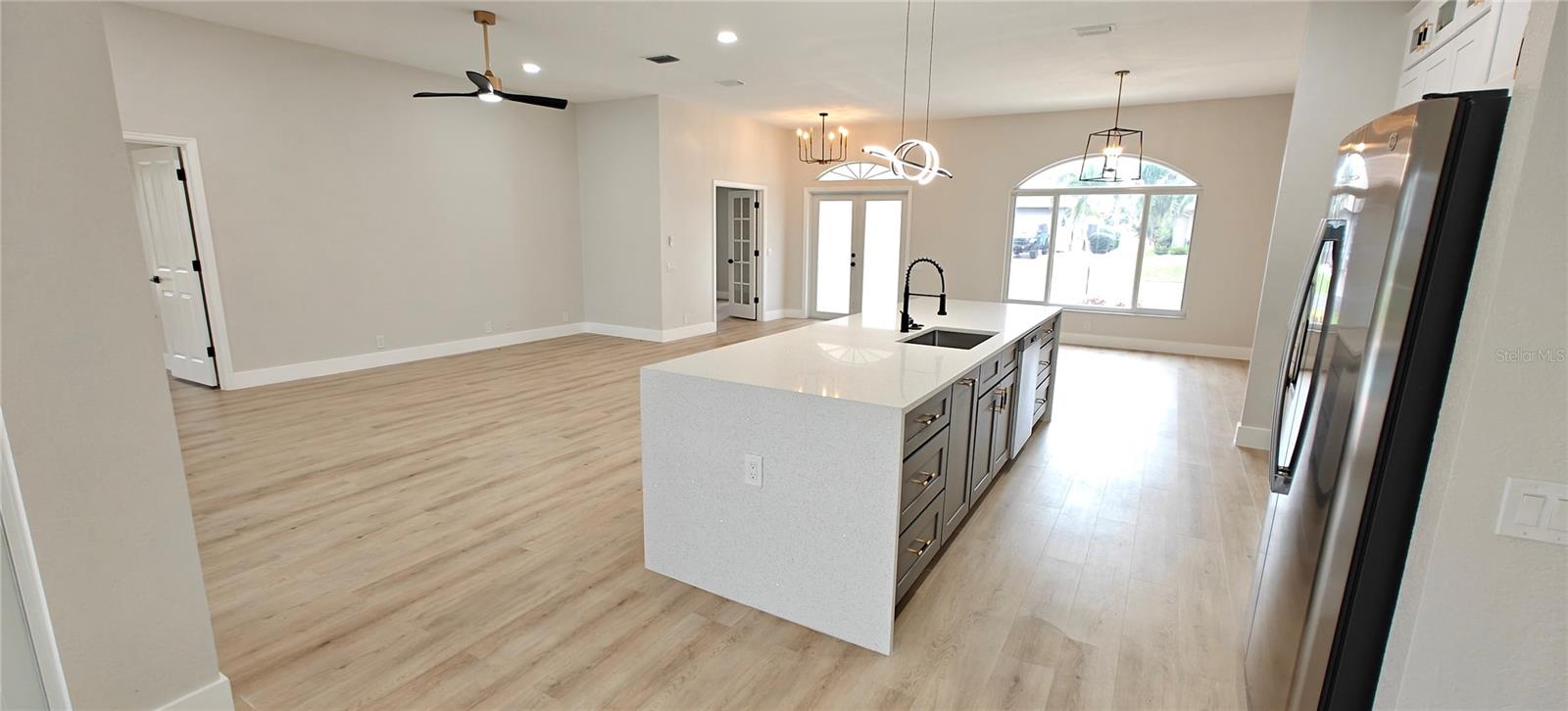 PEBBLE CREEK PLACE - Residential