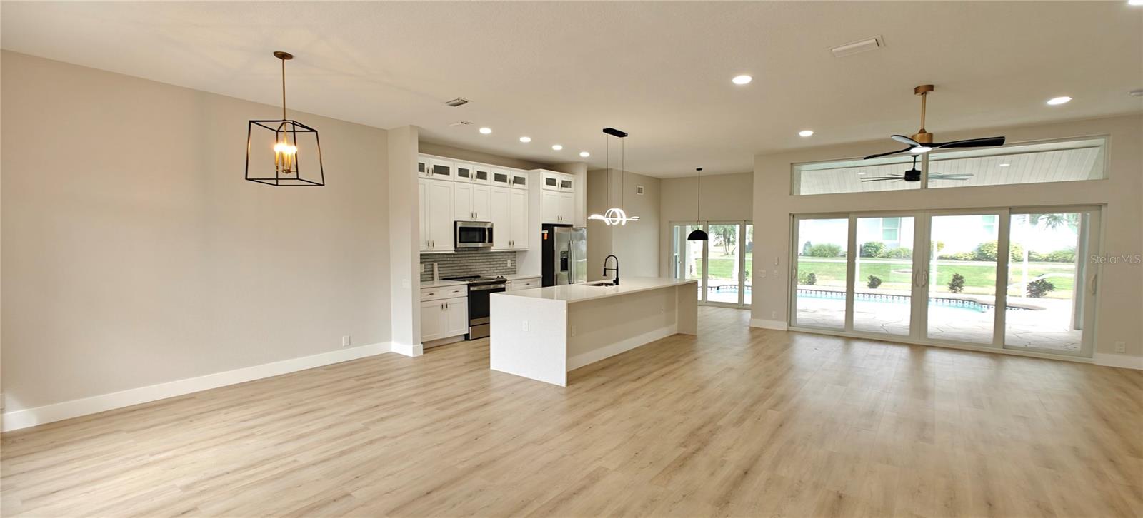 PEBBLE CREEK PLACE - Residential