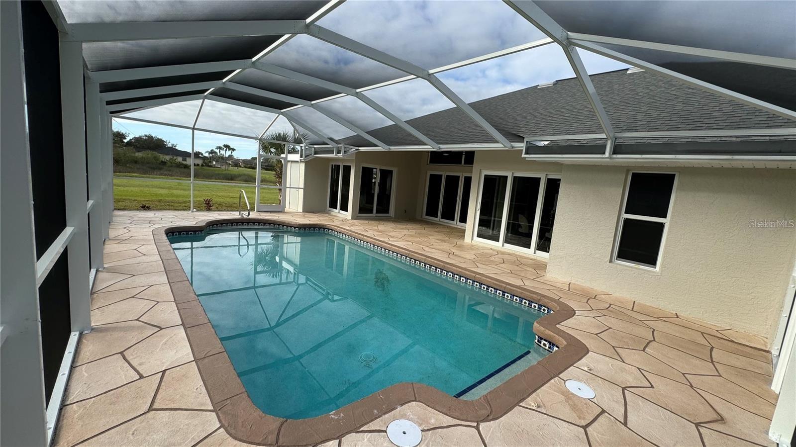 PEBBLE CREEK PLACE - Residential