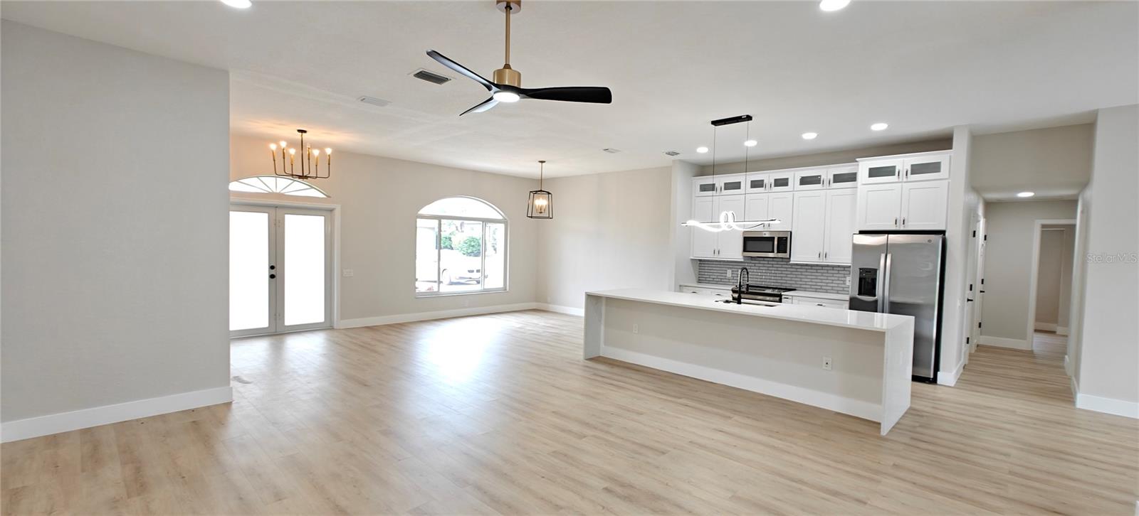 PEBBLE CREEK PLACE - Residential