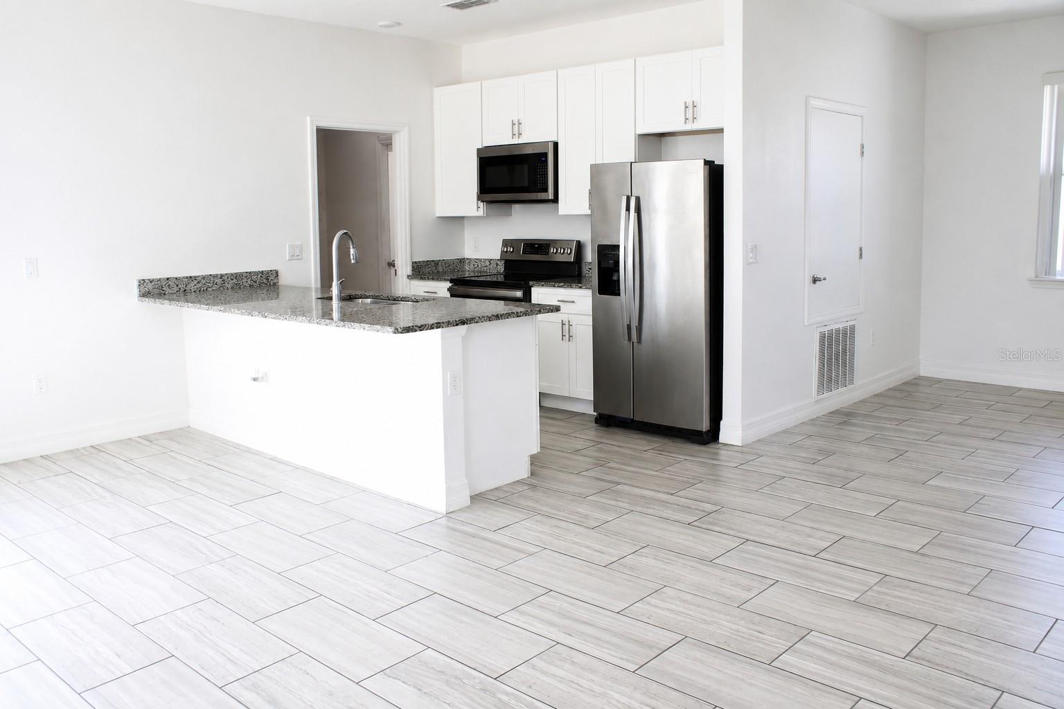 POINCIANA NBRHD 04 VILLAGE 07 - Residential Lease