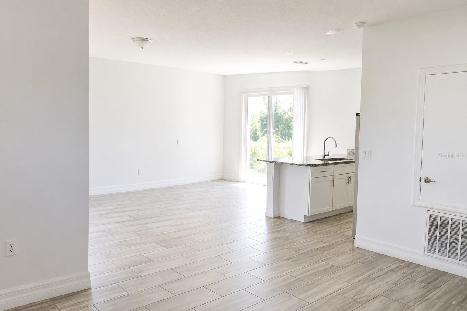 POINCIANA NBRHD 04 VILLAGE 07 - Residential Lease