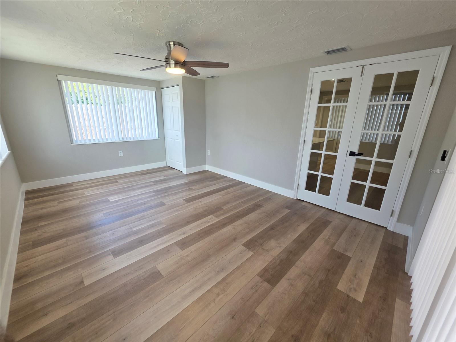 HOLIDAY GARDENS ESTATES - Residential