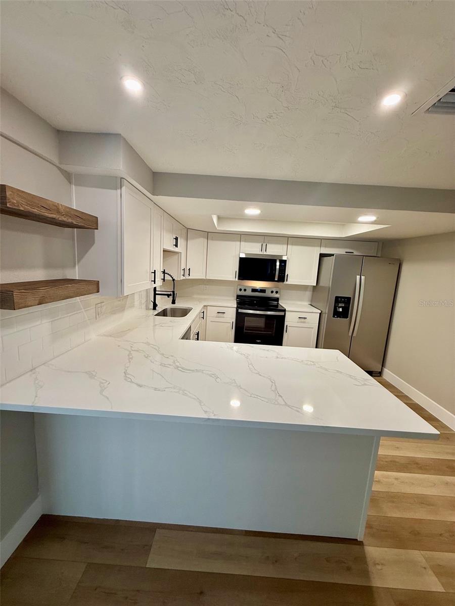 HOLIDAY GARDENS ESTATES - Residential