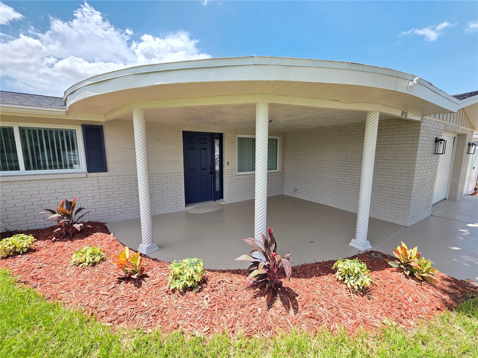 HOLIDAY GARDENS ESTATES - Residential