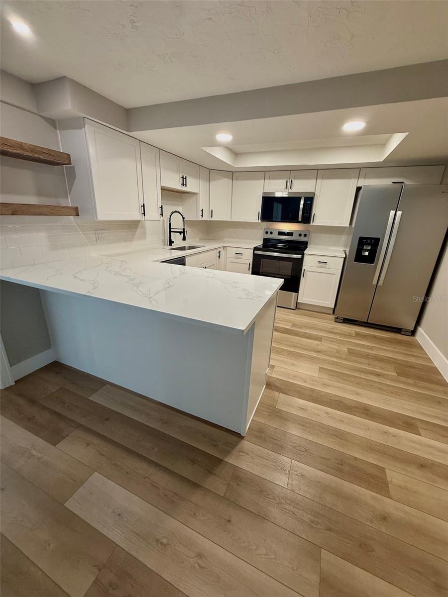 HOLIDAY GARDENS ESTATES - Residential