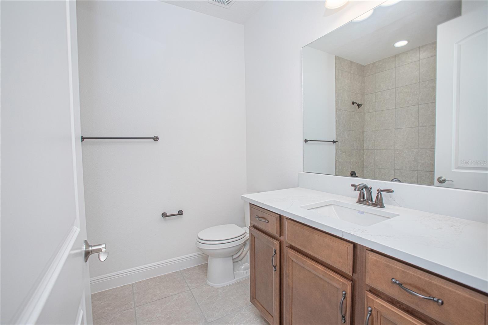 EAGLE CREEK - Residential Lease