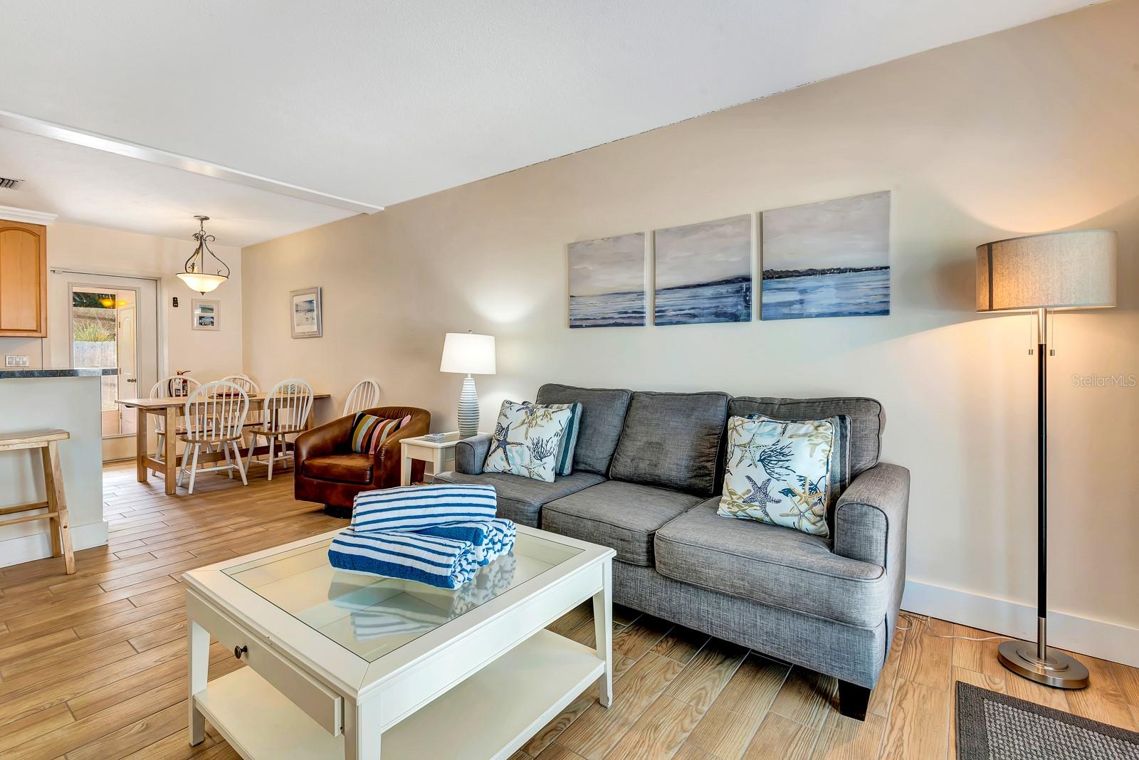 BLUE WAVE VILLA - Residential Income