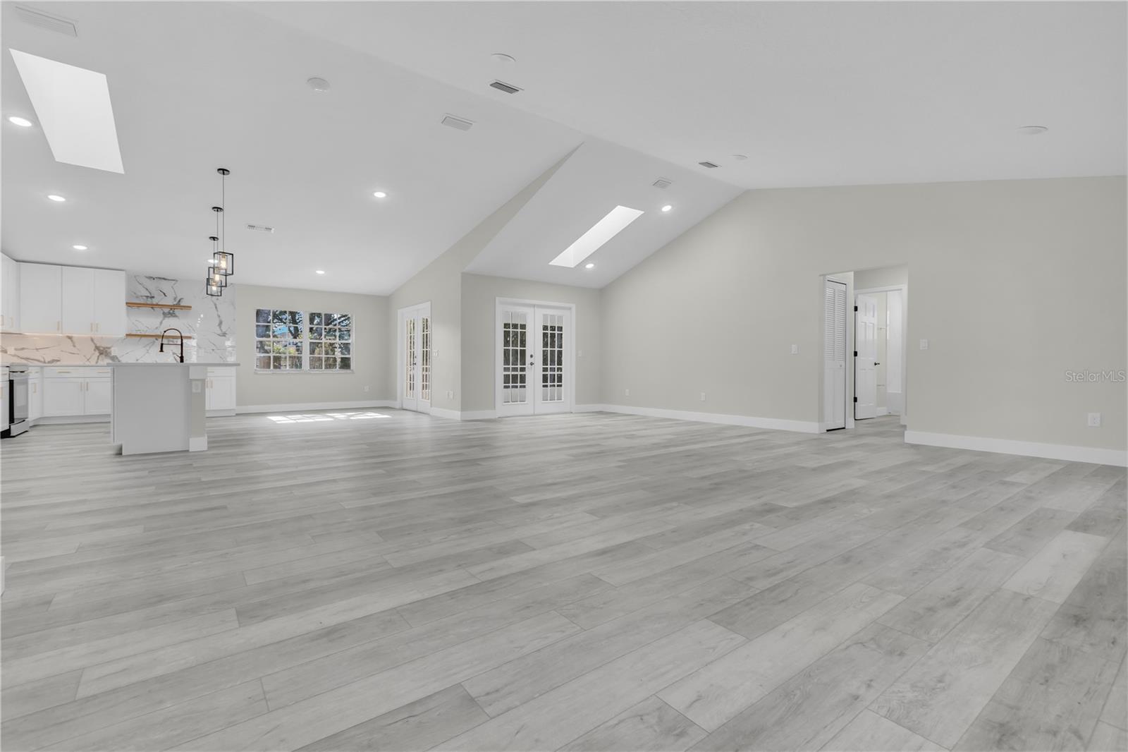 DELTONA LAKES UNIT 43 - Residential