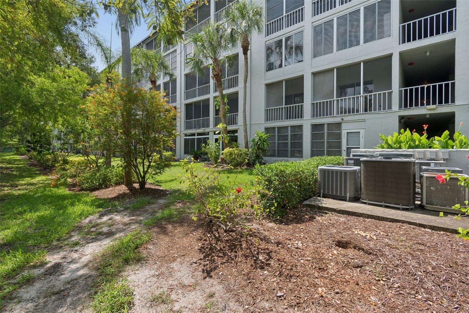 BAYSHORE ON THE LAKE CONDO - Residential