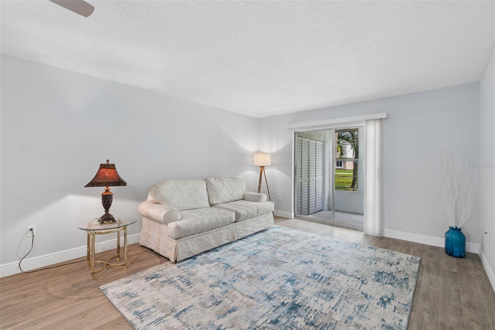 BAYSHORE ON THE LAKE CONDO - Residential