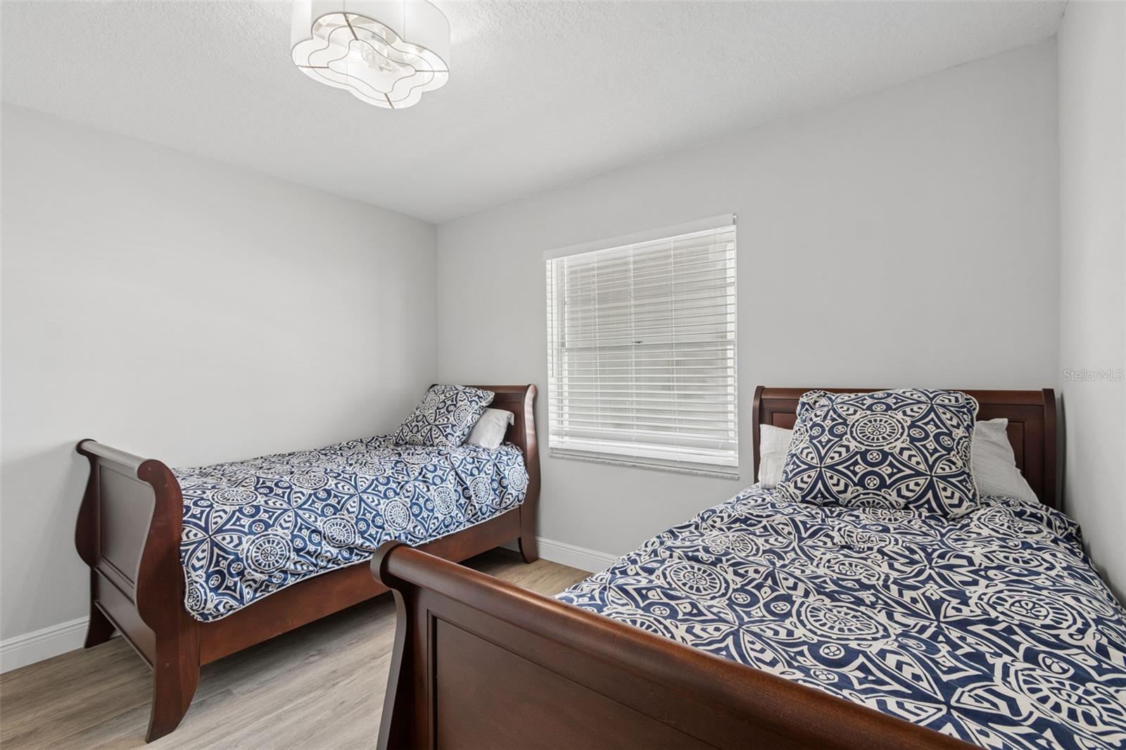 BAYSHORE ON THE LAKE CONDO - Residential