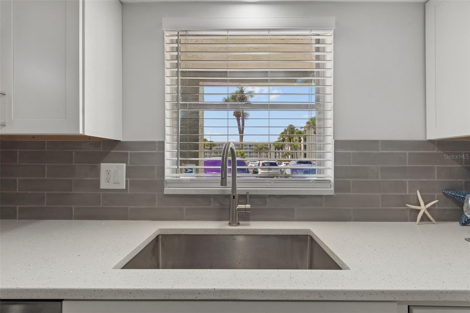 BAYSHORE ON THE LAKE CONDO - Residential