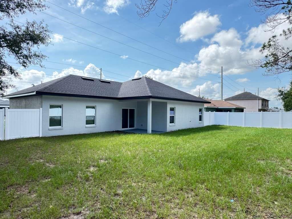 MARION OAKS UNIT 7 - Residential Lease